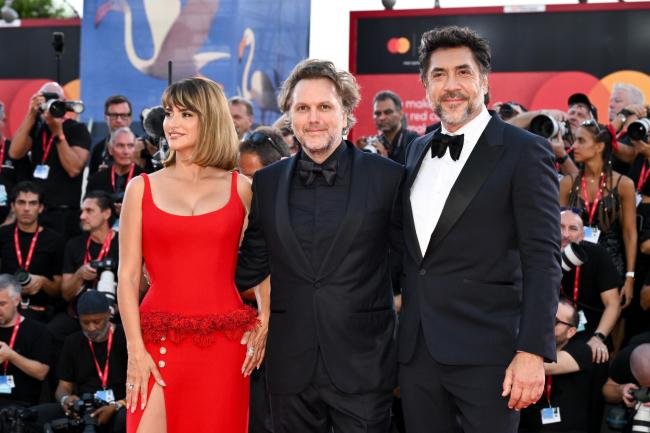 Venice Day 6: Florian Zeller’s ‘Bunker’ makes splashy Lido debut alongside Casey Affleck’s ‘Company’