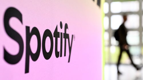 Spotify hostet Fake-Podcasts mit Arzneimittelwerbung