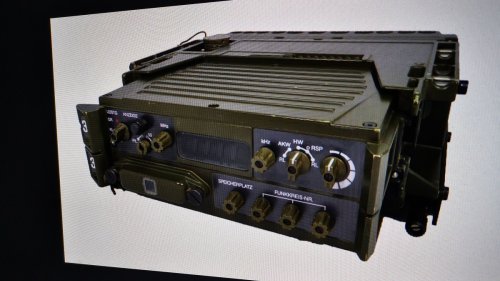 Bundeswehr lässt Funkgeräte von 1982 nachbauen