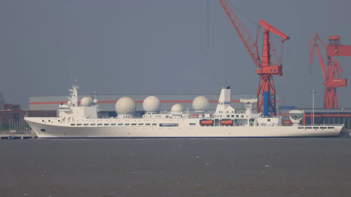 Chinesisches Tracking Ship spürt Raketen und Satelliten auf
