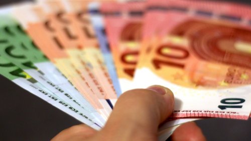 Einigung über Bargeldobergrenze von 10.000 Euro