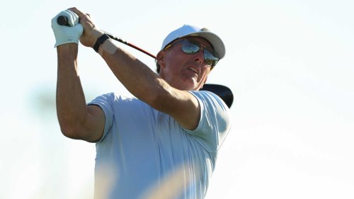 Phil Mickelson, Twitter users get heated over PGA Tour, LIV Golf