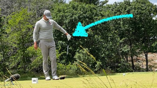 The ingenious trick Adam Scott uses to check his grip before every shot