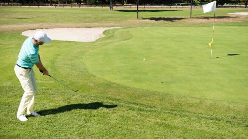 10 chipping and pitching techniques to dial in your touch around the greens