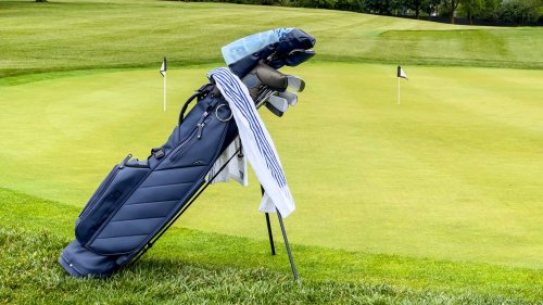 I Tried It: This simple, stylish and small stand bag is built for serious walkers