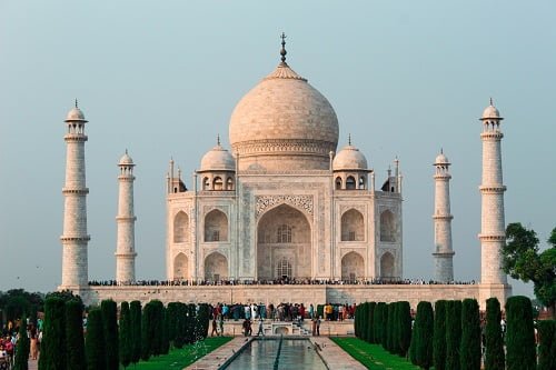 Hotels in Agra Near Taj Mahal
