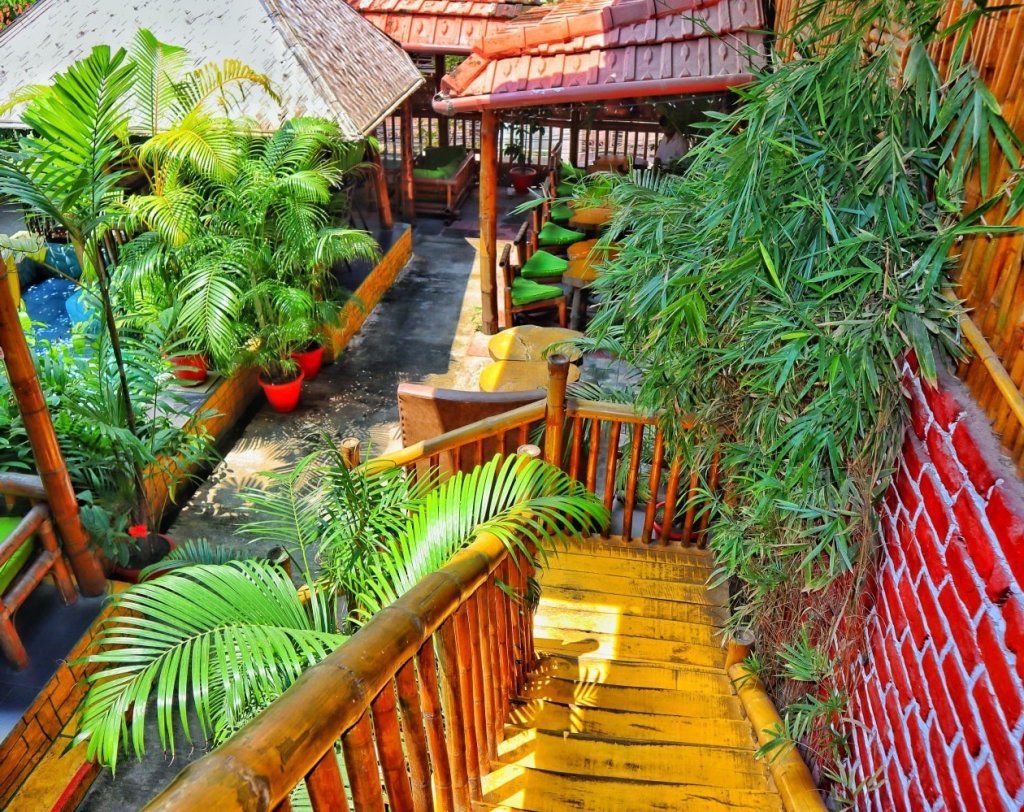 Couple zone restaurant in dhanmondi BadshaMia2022 couple-zone-restaurant-in-dhanmondi-badshamia2022