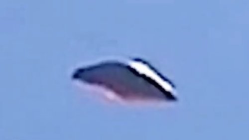 glowing-ufo-changes-shape-filmed-in-2-different-places-reno-nevada