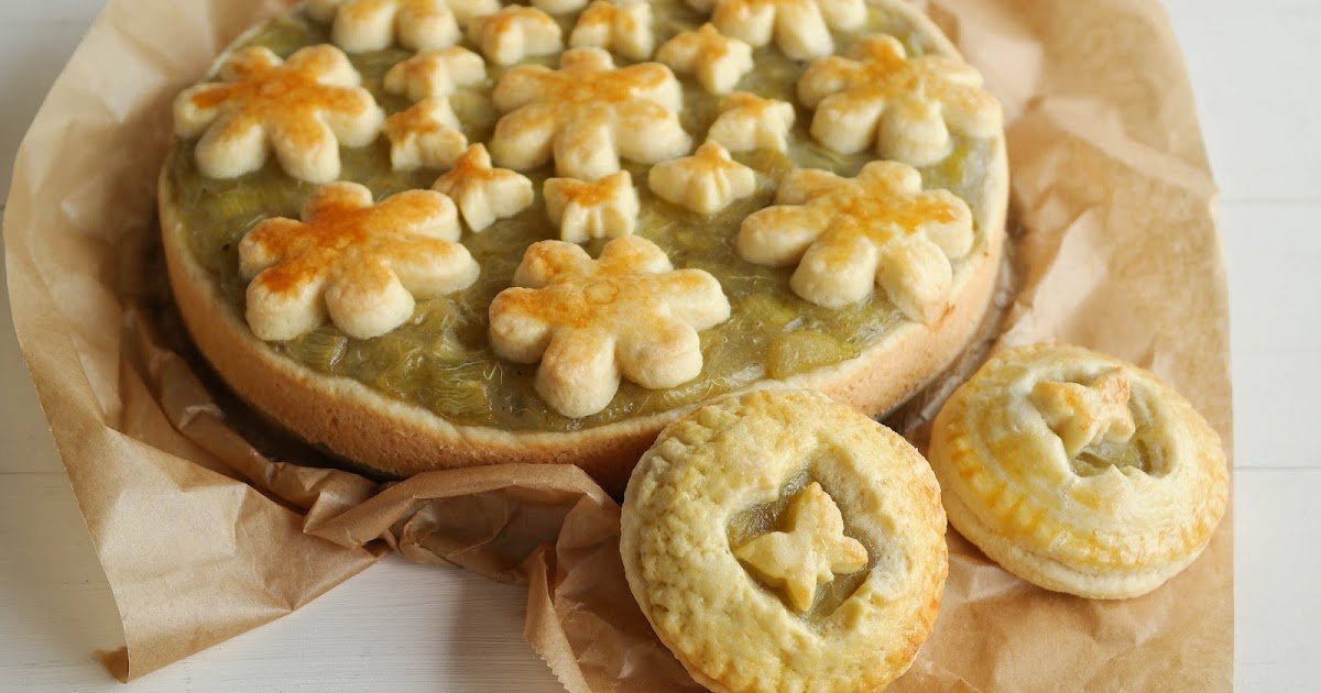Rhabarber-Tarte und Hand Pies