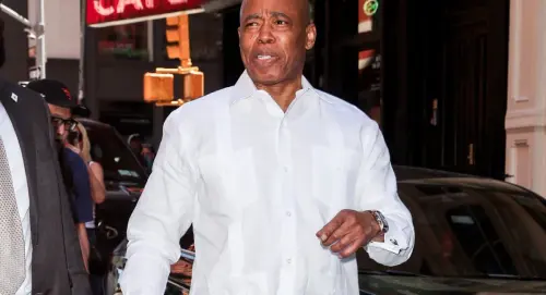 Early Addition: Just a mayor in a shirt?