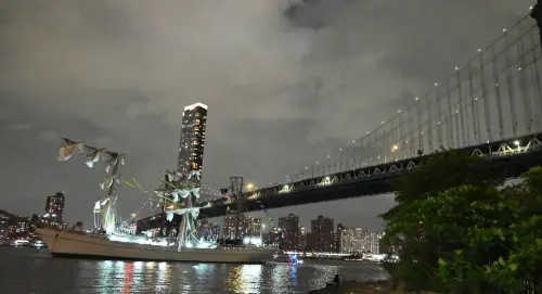 At least 2 dead, 17 injured after a tall ship strikes the Brooklyn Bridge, NYC officials say