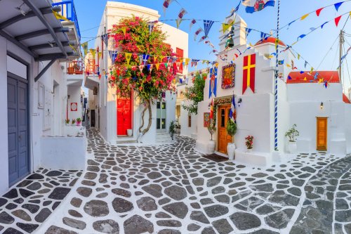 Travel Guide to Greece