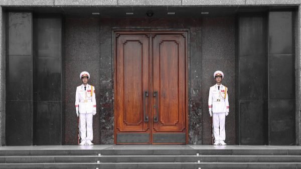 Ho Chi Minh Mausoleum: Travel in Vietnam