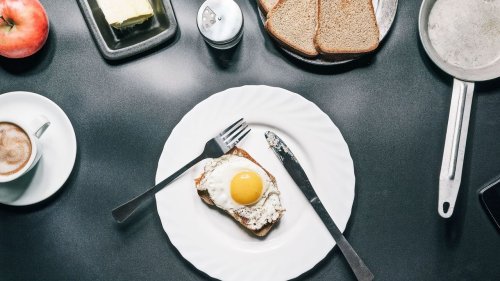 Beste Zeit für ein gesundes Frühstück? Nicht direkt nach dem Aufstehen