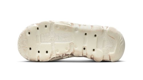 Nike stellt den ISPA Universal vor – ein Crocs mit Swoosh