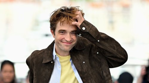 Robert Pattinson Nails '90s-Heartthrob Style in $60 Sneakers