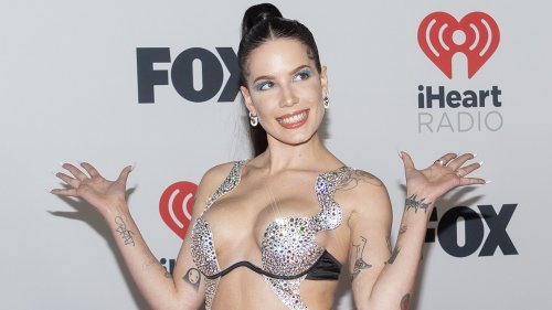 Pop Star Complaints About Being Forced to Make Viral TikToks Go Viral On Tiktok