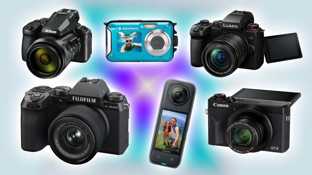 PHOTOS 