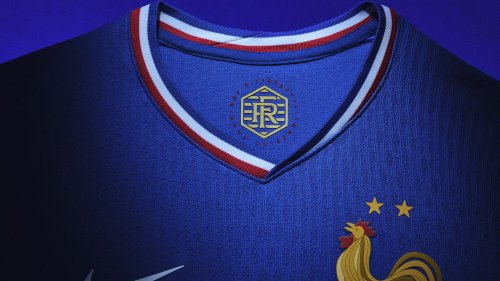 Voici le nouveau maillot de l'équipe de France avec lequel Mbappé et Griezmann vont gagner l'Euro 2024