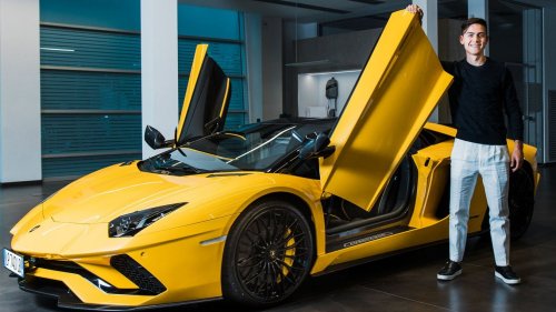 Paulo Dybala conduit une Lamborghini incroyable à 315 000 € qui n'est plus produite