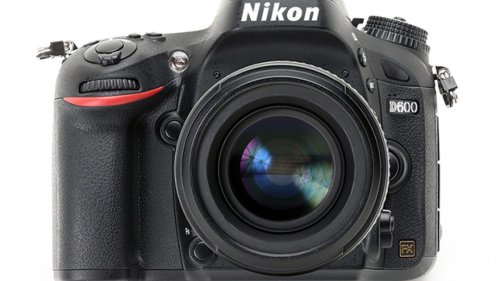 Demanda millonaria contra Nikon por la D600