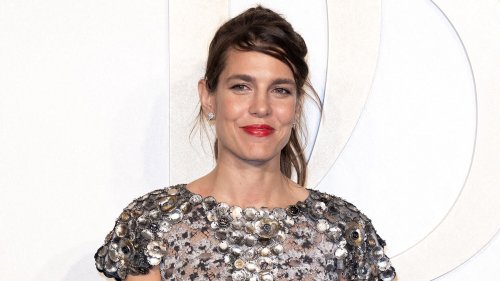 Charlotte Casiraghi : éblouissante dans une robe tout en transparence, elle laisse sans voix - Grazia