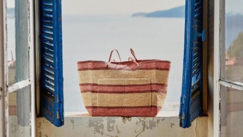 Paniers de plage : ces modèles pratiques et stylés qu'on va vouloir emporter partout