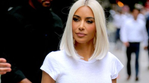 Kim Kardashian toujours amincie après sa perte de poids radicale, elle dévoile sa taille de guêpe