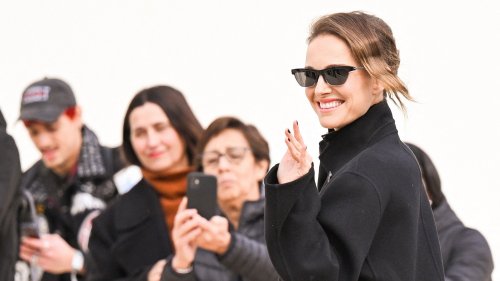 Natalie Portman a décidé de rester à Paris après son divorce, et sa vision des Parisiens casse les clichés