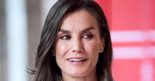 Même Letizia d'Espagne les a adoptées : ces sandales super confortables d'une marque française sont celles dans lesquelles investir pour l'été