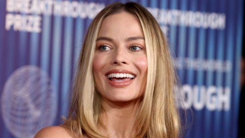 6 mois après la naissance de son premier enfant, Margot Robbie (34 ans) dévoile sa silhouette sensuelle dans un bikini taille haute