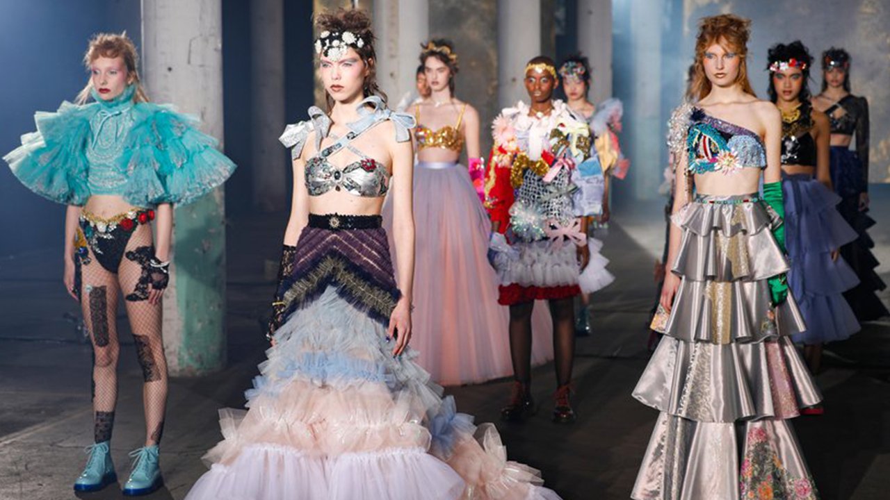 6 Standout Fashion and Beauty Moments From Paris Haute Couture Week