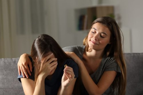 Watch Out for These 10 Phrases: Classic Signs of Fake Kindness