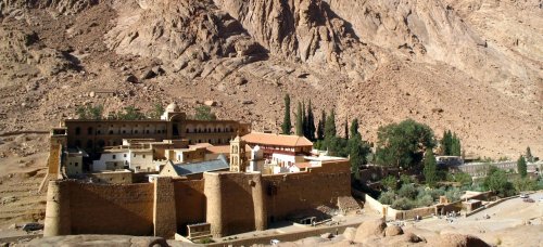 Hippocrates' Medicinal Recipes Discovered at Monastery in Egypt - GreekReporter.com