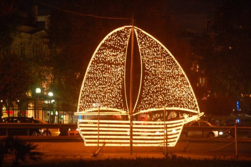 ”Karavaki,” The Tradition of Decorating Boats — Not Trees — at Christmas
