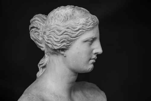 The Most Famous Statues of Aphrodite, Goddess of Beauty