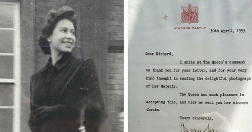 Unpublished photo of the Queen shared by Grimsby man on her birthday