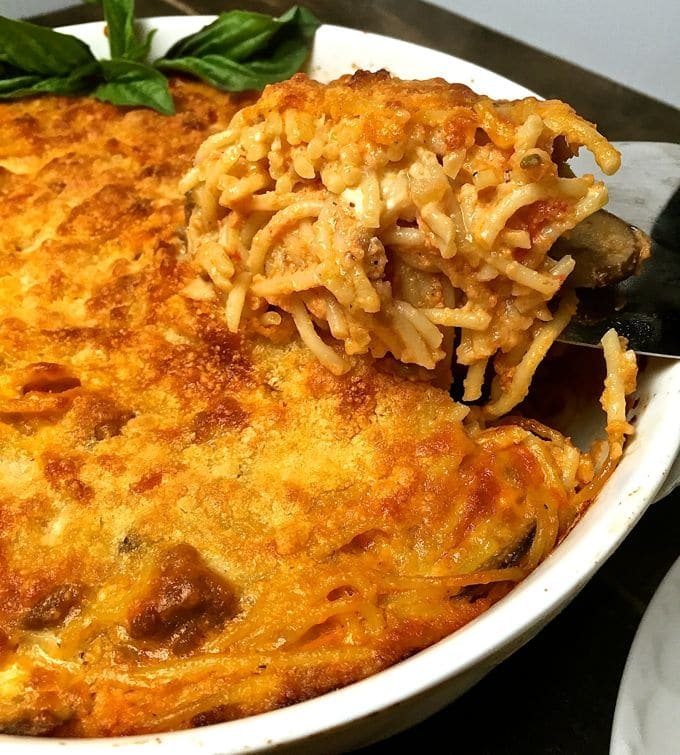 Easy Baked Spaghetti Pie Casserole