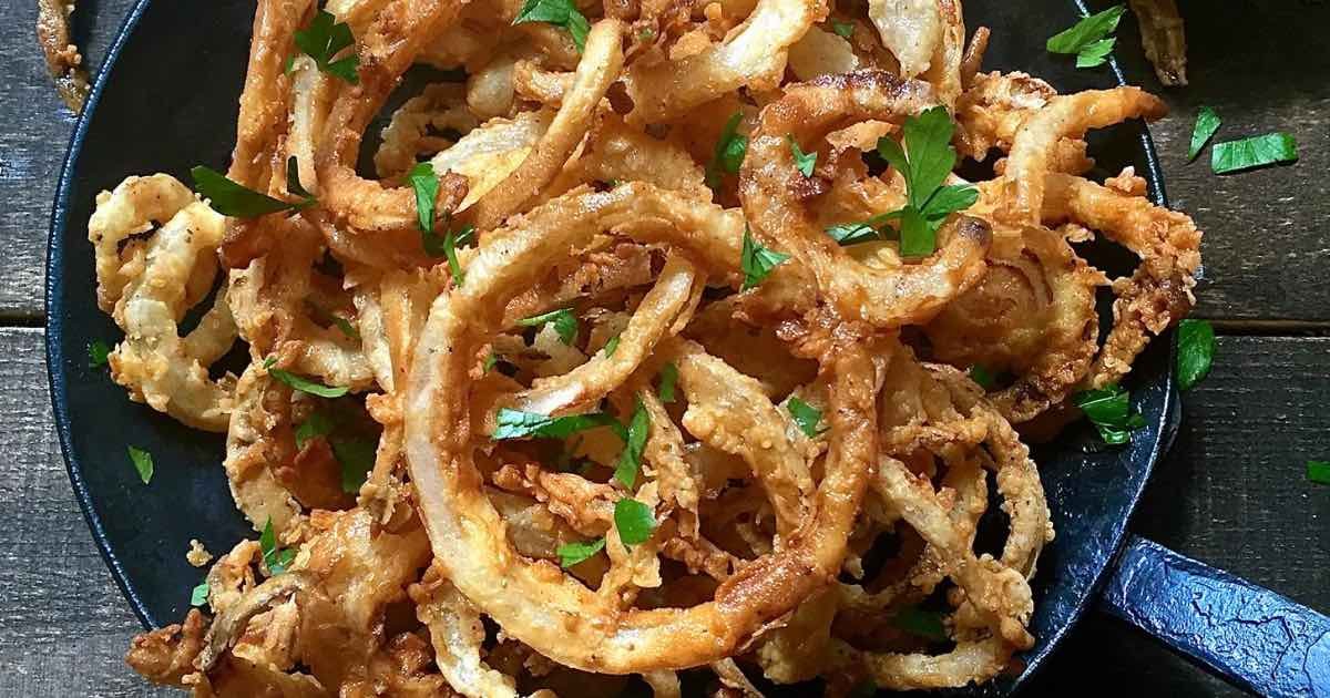 Easy Southern Crispy Fried Onion Rings