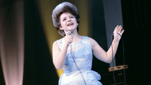 The No. 1 Song On July 15, 1960 Hits Harder Today
