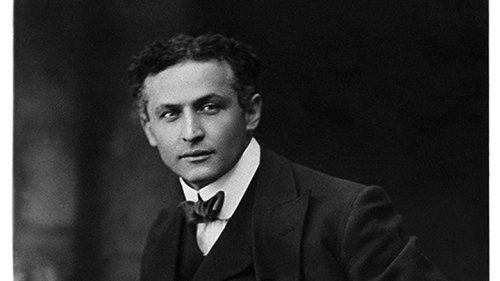 The Strange Request Harry Houdini Made Before He Died