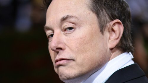 SpaceX's Flight Attendant Debate Is Overshadowing Allegations Against Elon Musk