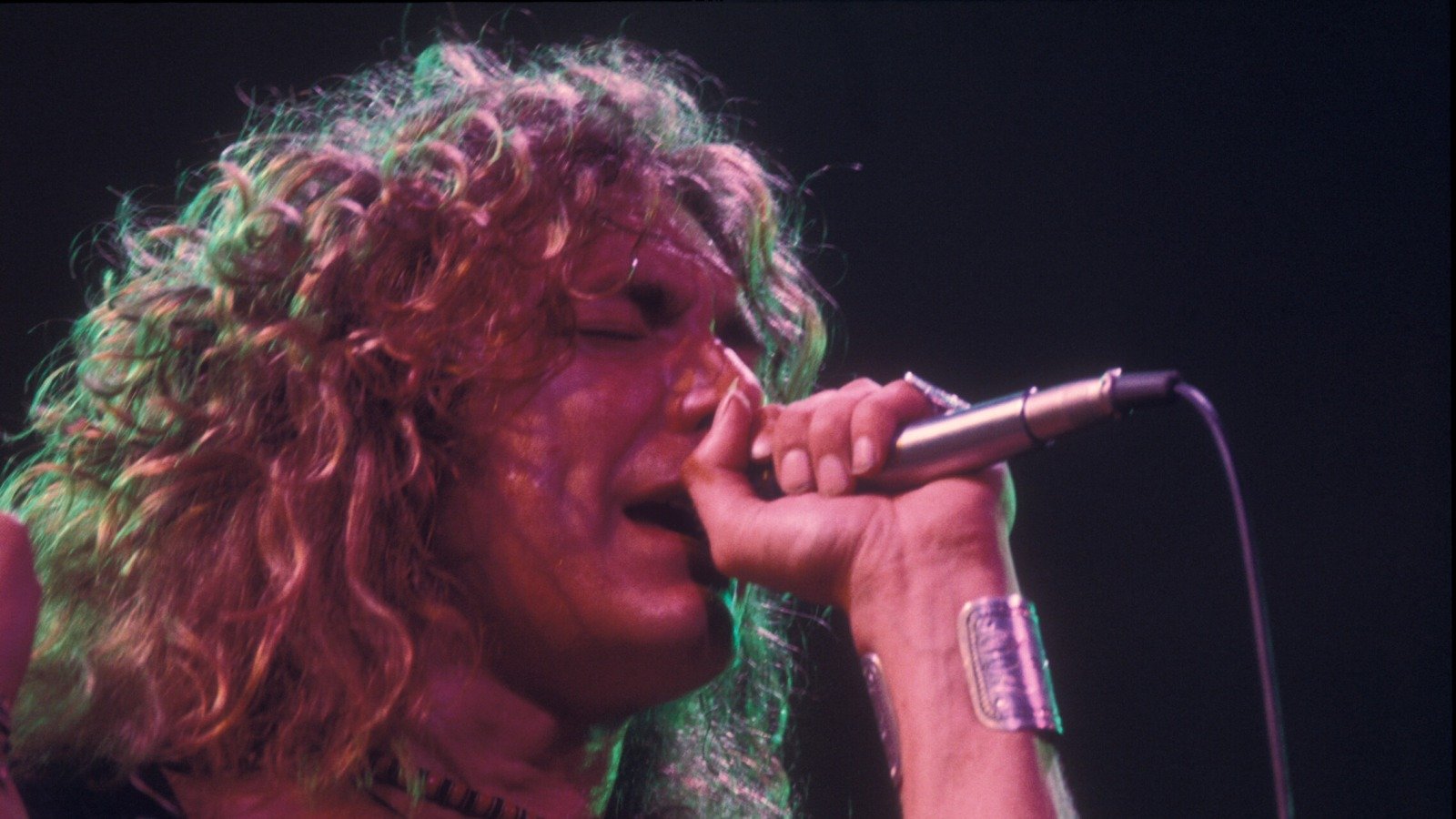 Why Robert Plant Didn't Get Any Credit On Led Zeppelin's First Album