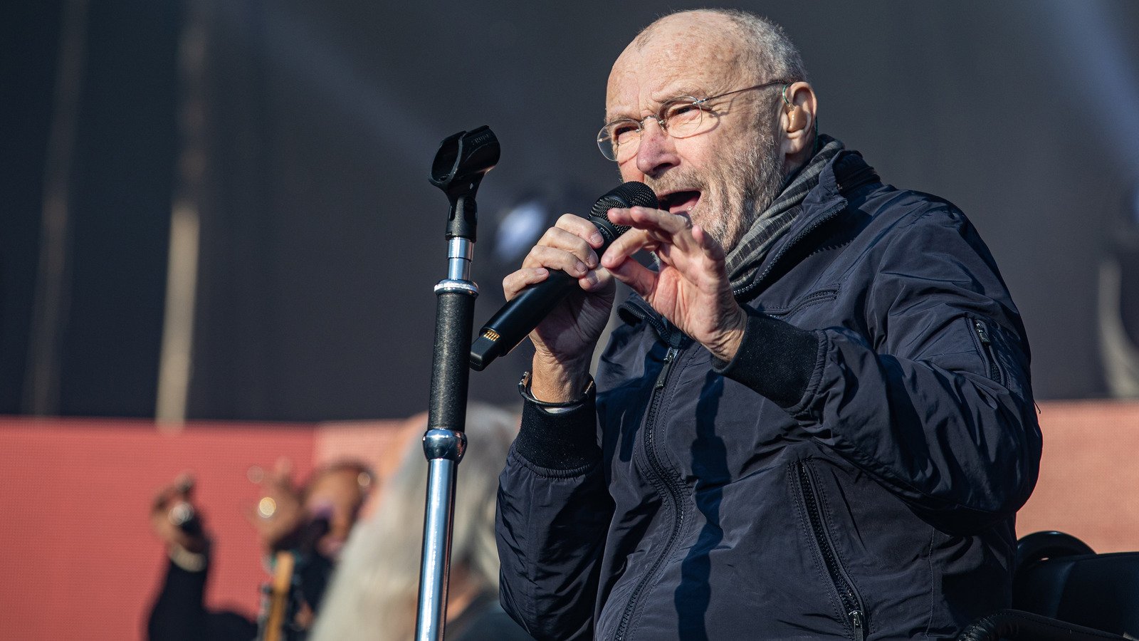 What Phil Collins' Former Bandmates Have Said About Him