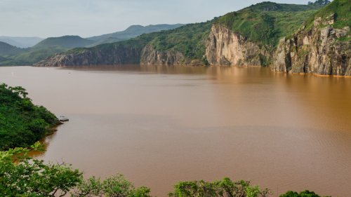 This Erupting Lake In Cameroon Is One Of The Most Dangerous Places In The World