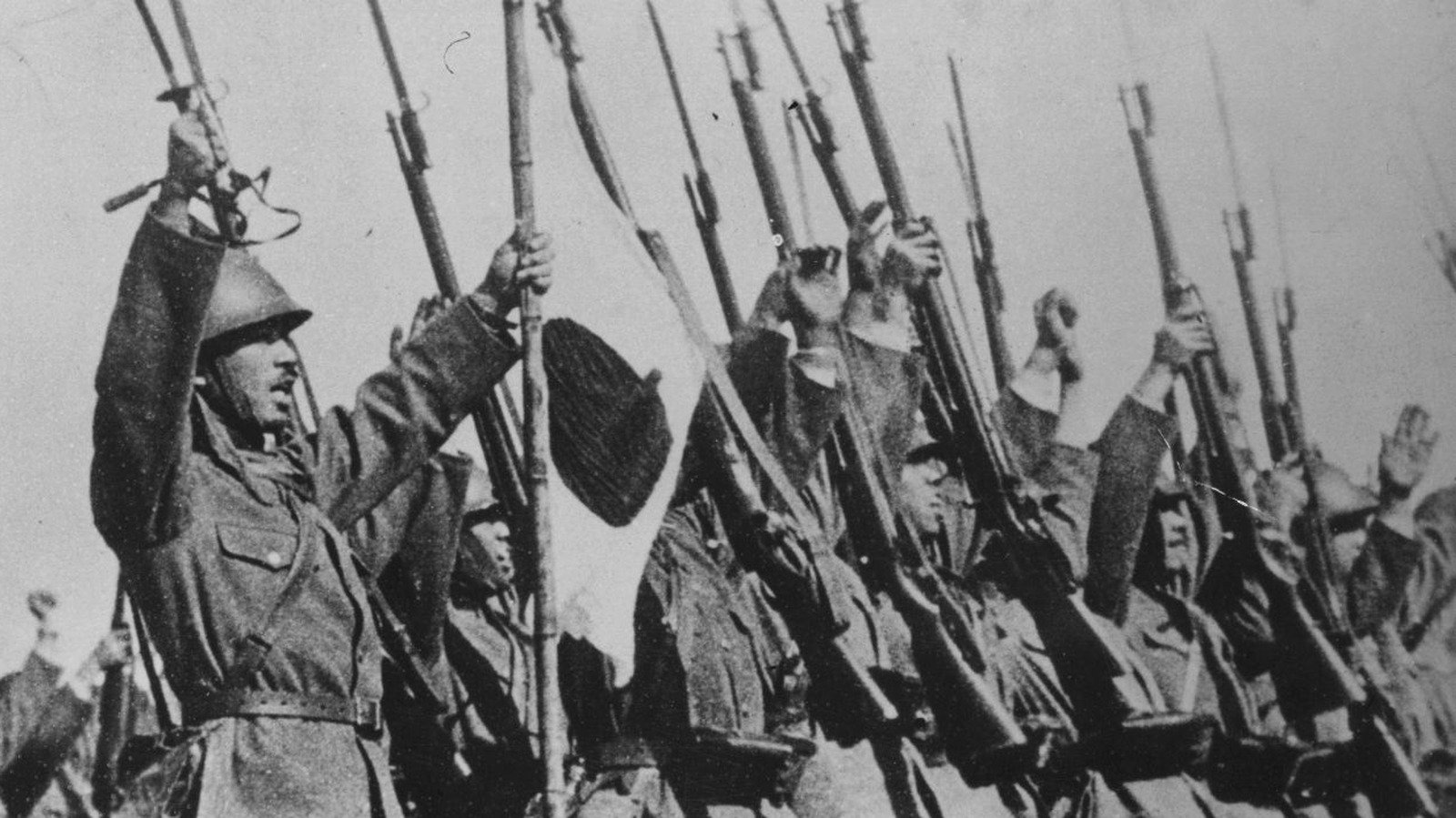 The Japanese Soldiers Who Kept Fighting World War II