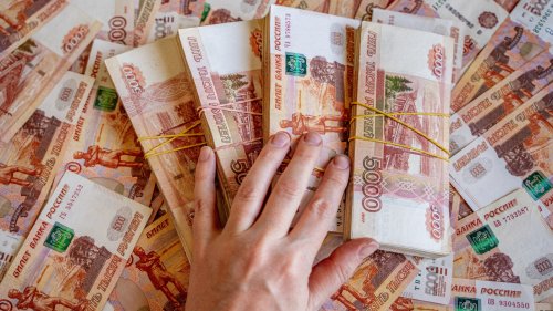 The Top 5 Modern Oligarchs Who Are Wildly Rich