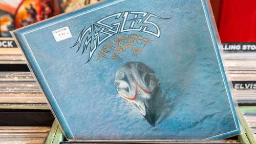 10 Vinyls Every '70s Diehard Should Already Own