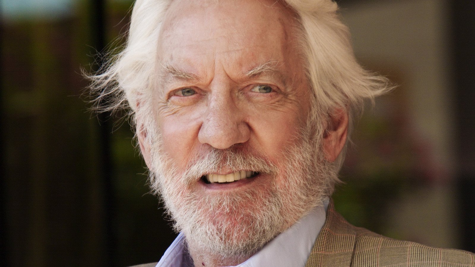 DONALD SUTHERLAND, DEAD AT 88