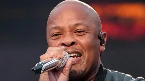 Dr. Dre Stole The Super Bowl Halftime Show In An Unexpected Way